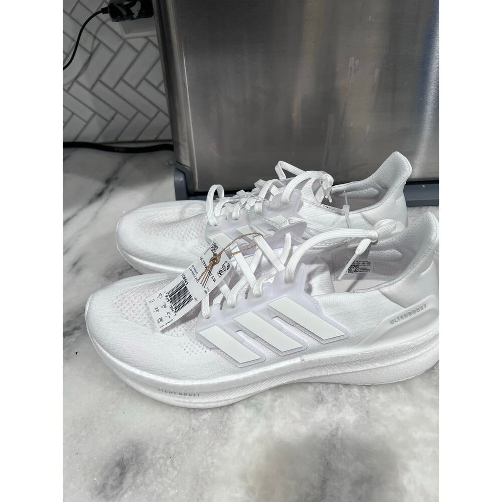 Adidas Ultraboost 5 Light Women’s Size 12 Triple White Running Shoes ID8848